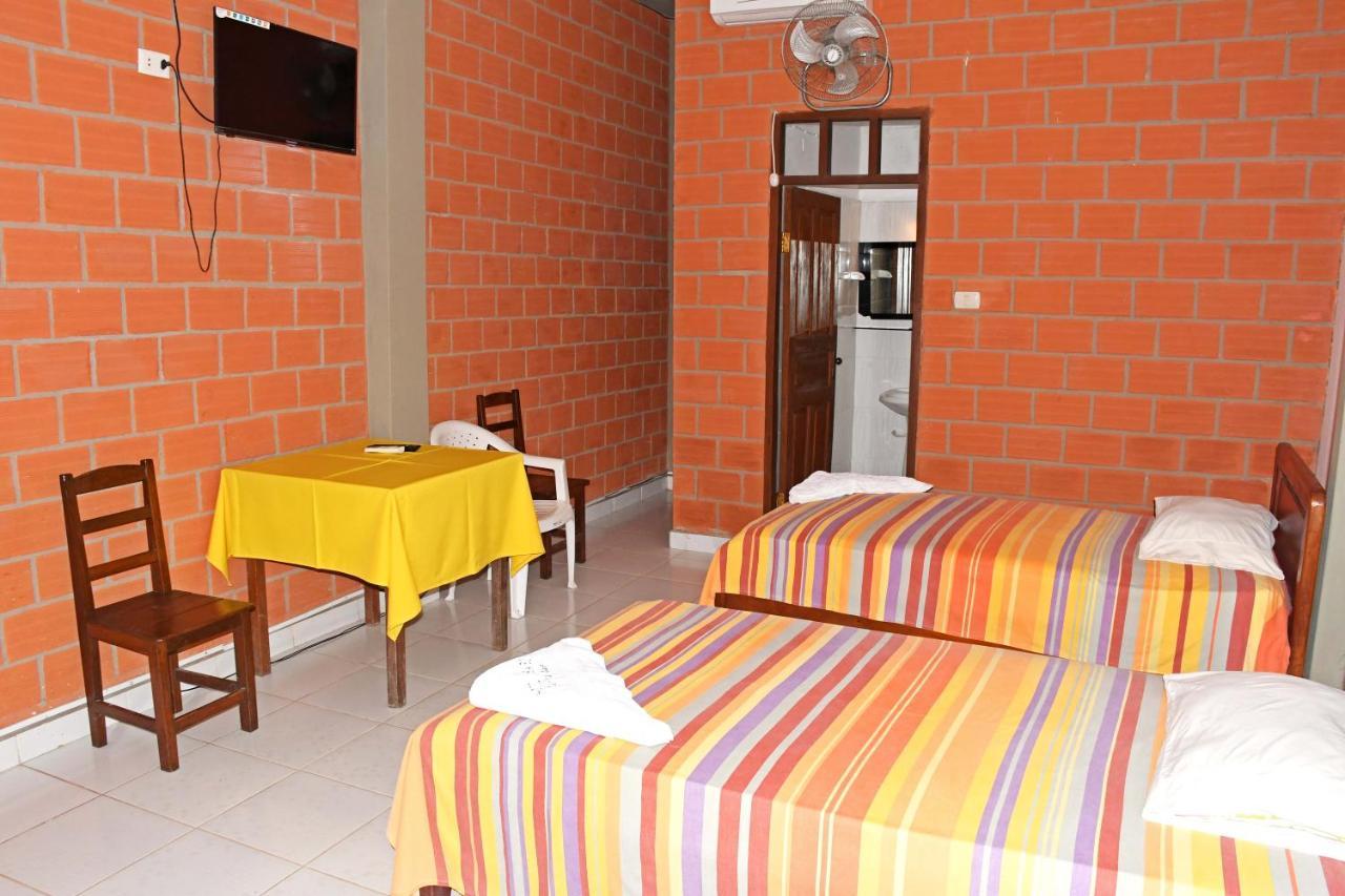 Hotel Ambaibo 루레나바케 외부 사진